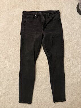 GAP Black Skinny Jeans